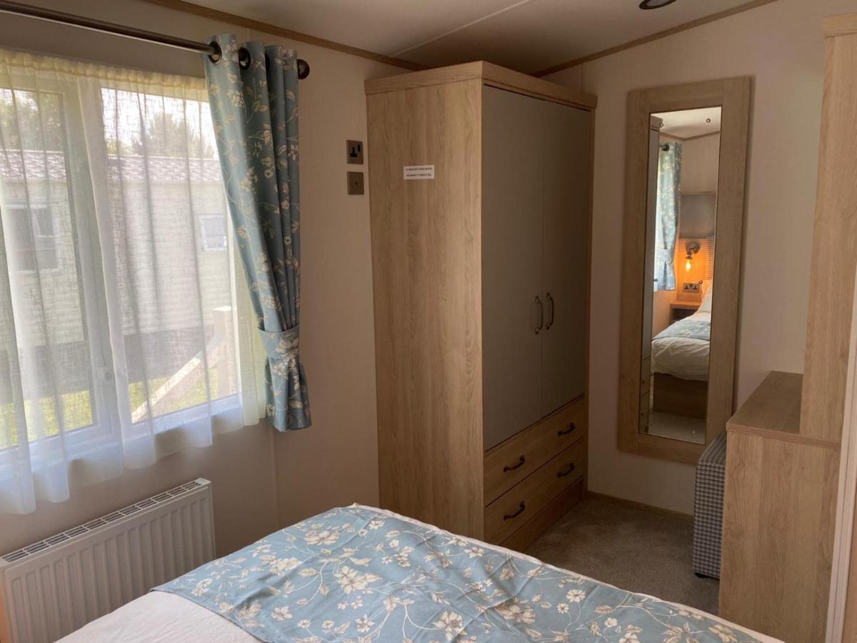 Lake District Prestige Caravan, 3 Bedrooms, Sleeps 8 On Haven Holiday Park Flookburgh 외부 사진
