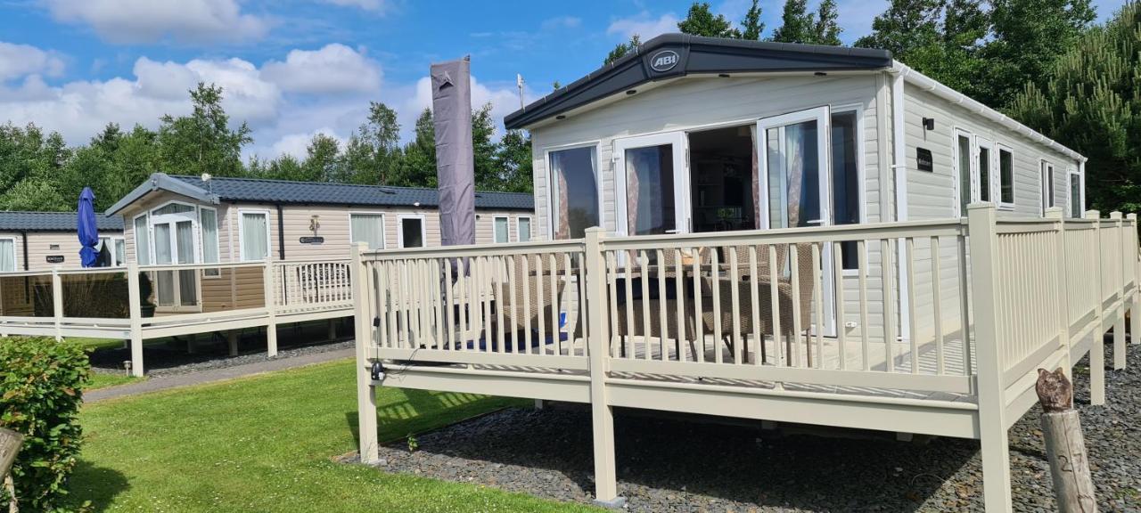 Lake District Prestige Caravan, 3 Bedrooms, Sleeps 8 On Haven Holiday Park Flookburgh 외부 사진