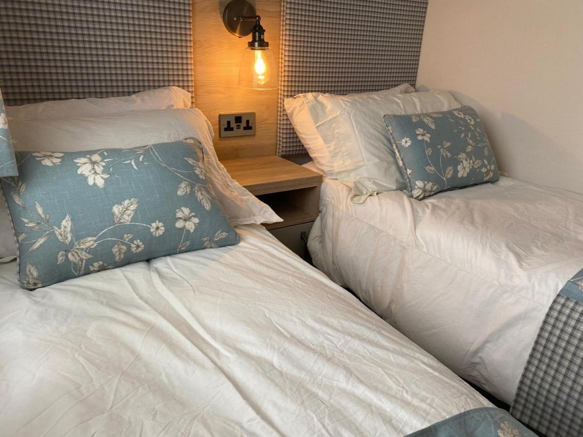 Lake District Prestige Caravan, 3 Bedrooms, Sleeps 8 On Haven Holiday Park Flookburgh 외부 사진