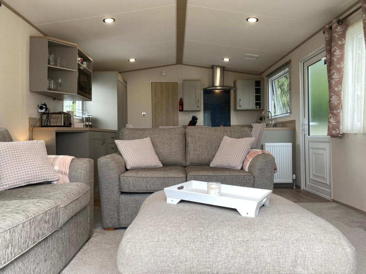 Lake District Prestige Caravan, 3 Bedrooms, Sleeps 8 On Haven Holiday Park Flookburgh 외부 사진