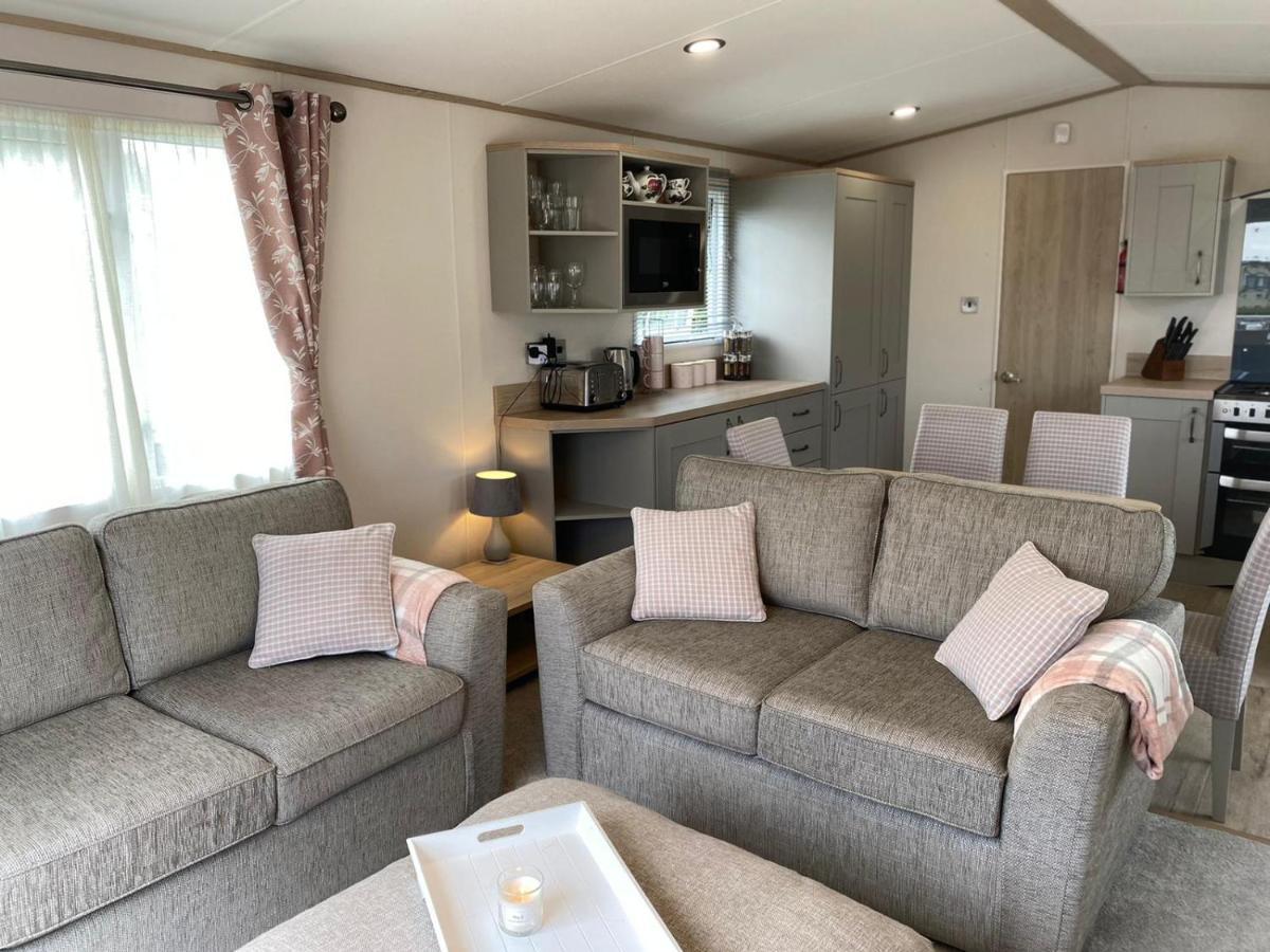 Lake District Prestige Caravan, 3 Bedrooms, Sleeps 8 On Haven Holiday Park Flookburgh 외부 사진