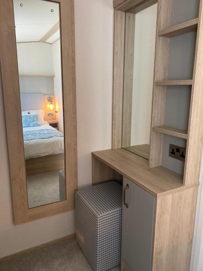 Lake District Prestige Caravan, 3 Bedrooms, Sleeps 8 On Haven Holiday Park Flookburgh 외부 사진
